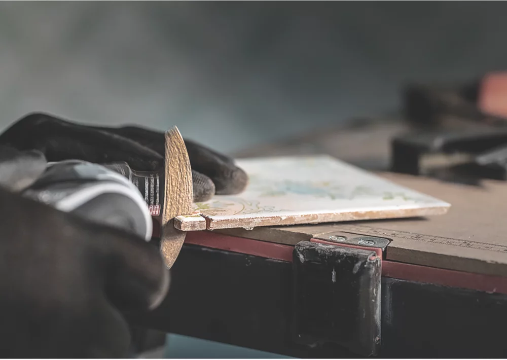 Bosch Expert MATI 68 RSD4 40 Diamond-Grit Tile & Grout Sanding Plate 68mm 5 Bosch Expert MATI 68 RSD4 40 Diamond-Grit Tile & Grout Sanding Plate 68mm - Image 5