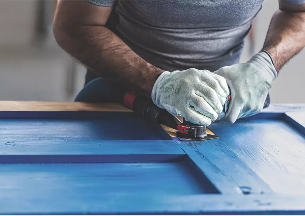Bosch Expert MAVZ 116 RT4 40 Carbide RIFF-Grit Paint On Wood, Hardwood, Mortar & Glue Sanding Plate 116mm 3 Bosch Expert MAVZ 116 RT4 40 Carbide RIFF-Grit Paint On Wood, Hardwood, Mortar & Glue Sanding Plate 116mm - Image 3