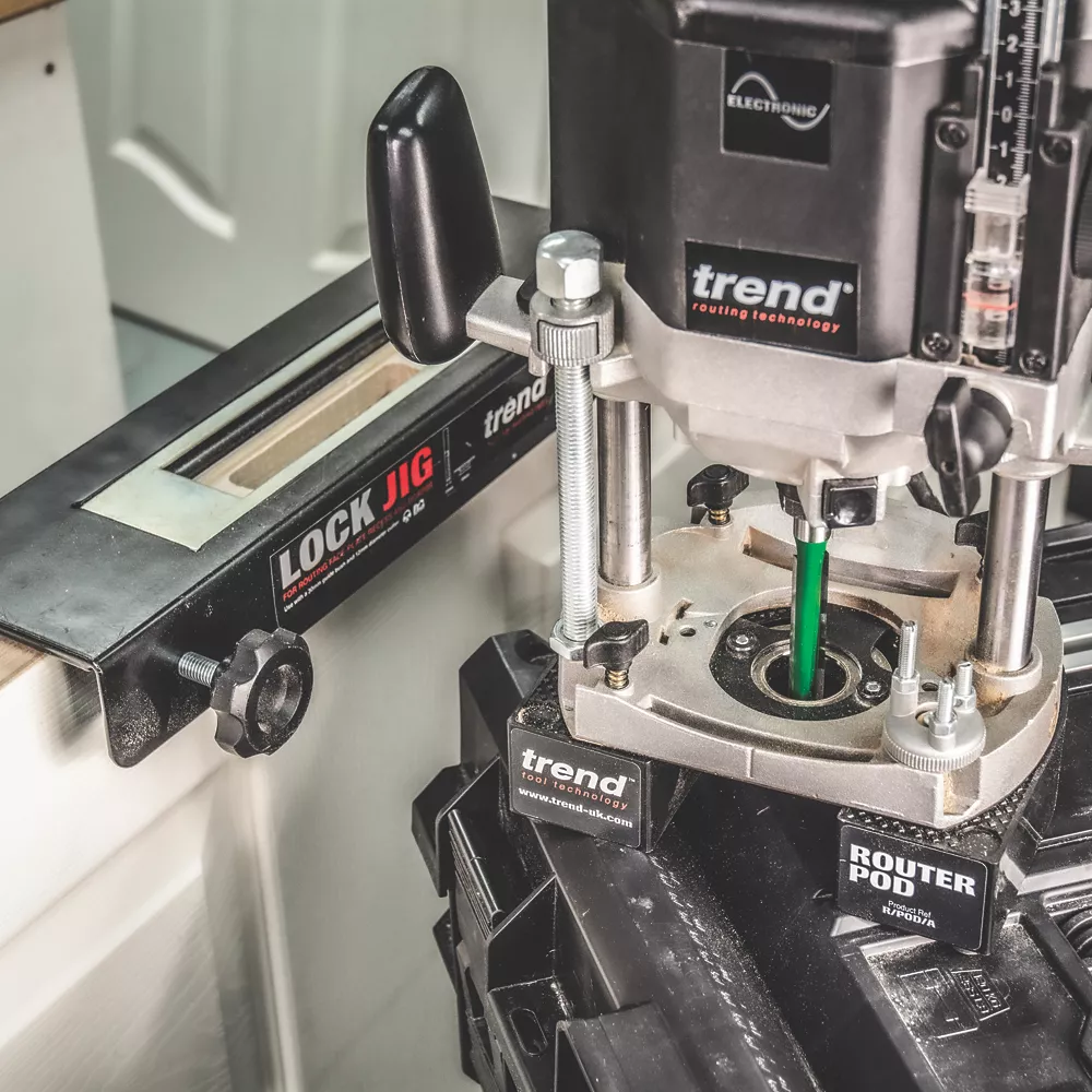 Trend C172X1/2TC 1/2" Shank Double-Flute Straight Router Cutter 12 X 63mm 4 Trend C172X1/2TC 1/2" Shank Double-Flute Straight Router Cutter 12 X 63mm - Image 4