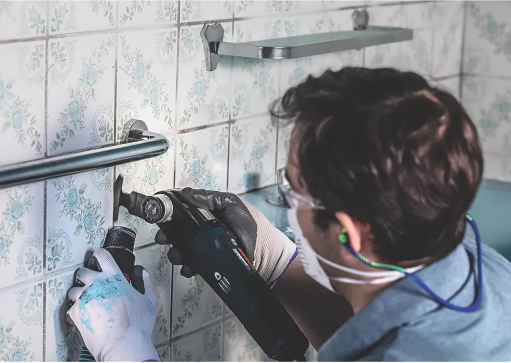 Bosch Expert MATI 68 RD4 40 Diamond-Grit Tile & Grout Sanding Plate 68mm 2 Bosch Expert MATI 68 RD4 40 Diamond-Grit Tile & Grout Sanding Plate 68mm - Image 2