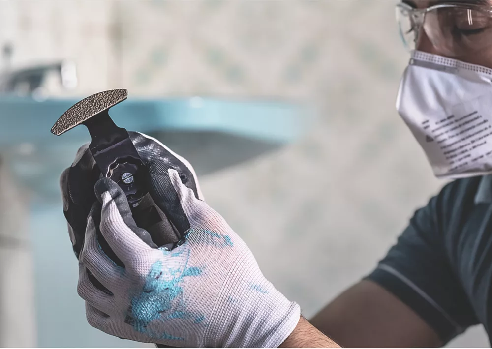 Bosch Expert MATI 68 RD4 40 Diamond-Grit Tile & Grout Sanding Plate 68mm 3 Bosch Expert MATI 68 RD4 40 Diamond-Grit Tile & Grout Sanding Plate 68mm - Image 3