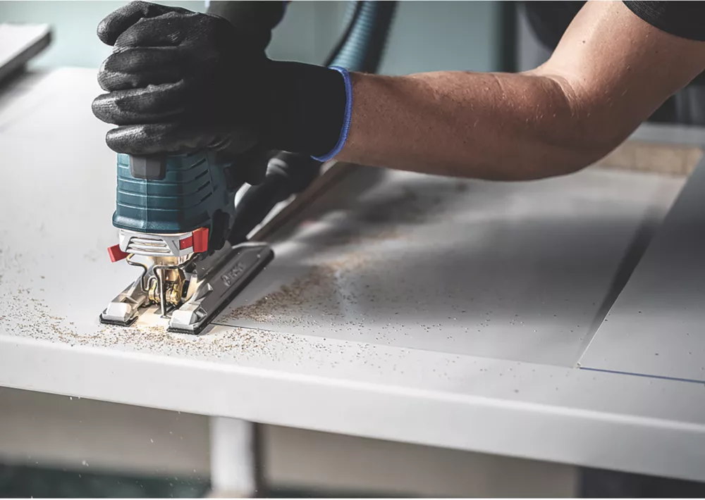 Bosch Expert T 308 BFP Wood 2-Side Jigsaw Blades 117mm 3 Pack 2 Bosch Expert T 308 BFP Wood 2-Side Jigsaw Blades 117mm 3 Pack - Image 2