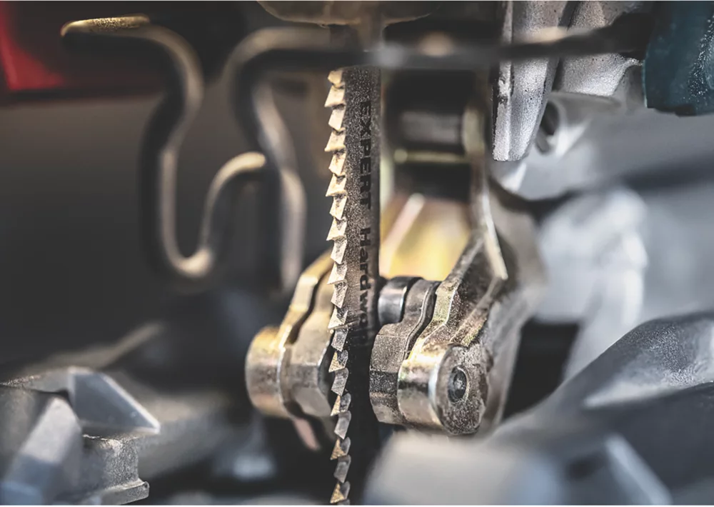 Bosch Expert T 308 BFP Wood 2-Side Jigsaw Blades 117mm 3 Pack 4 Bosch Expert T 308 BFP Wood 2-Side Jigsaw Blades 117mm 3 Pack - Image 4