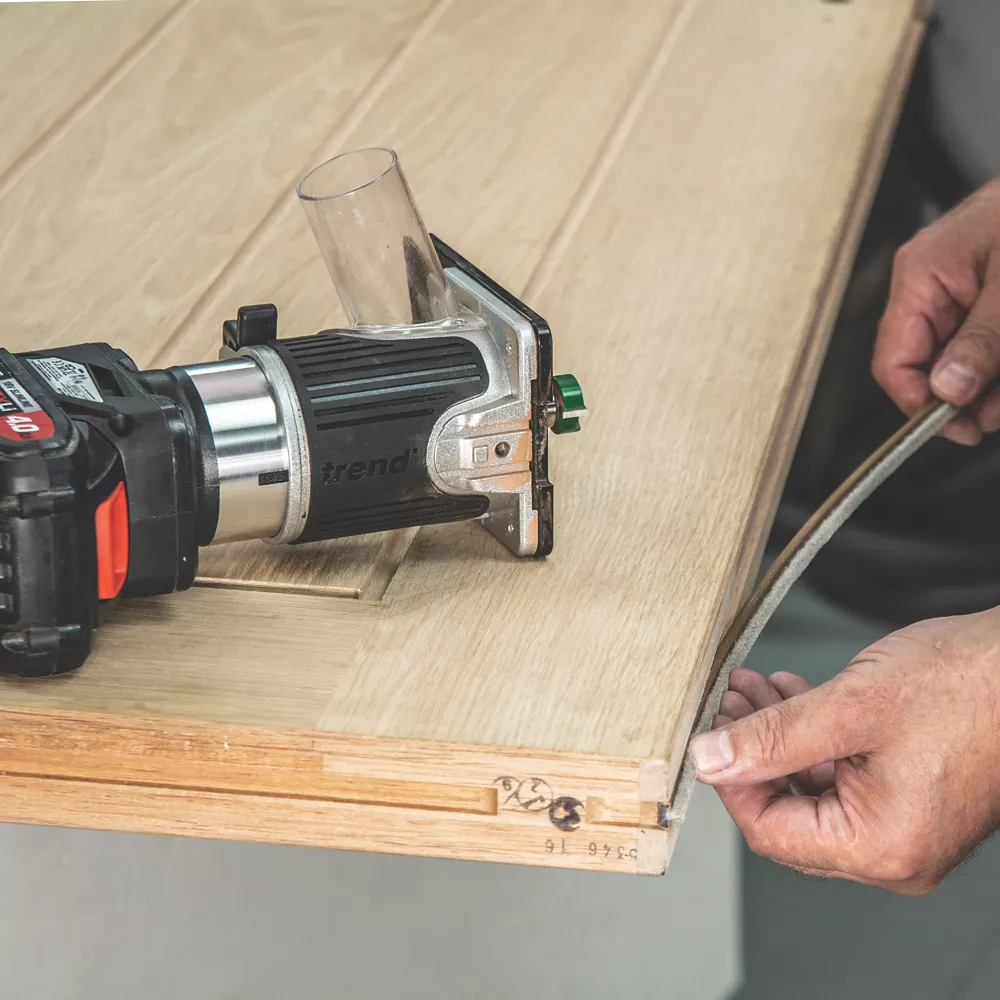 Trend C209X1/4TC 1/4" Shank Double-Flute Straight Bearing-Guided Intumescent Strip Cutter 24 X 10mm 7 Trend C209X1/4TC 1/4" Shank Double-Flute Straight Bearing-Guided Intumescent Strip Cutter 24 X 10mm - Image 7