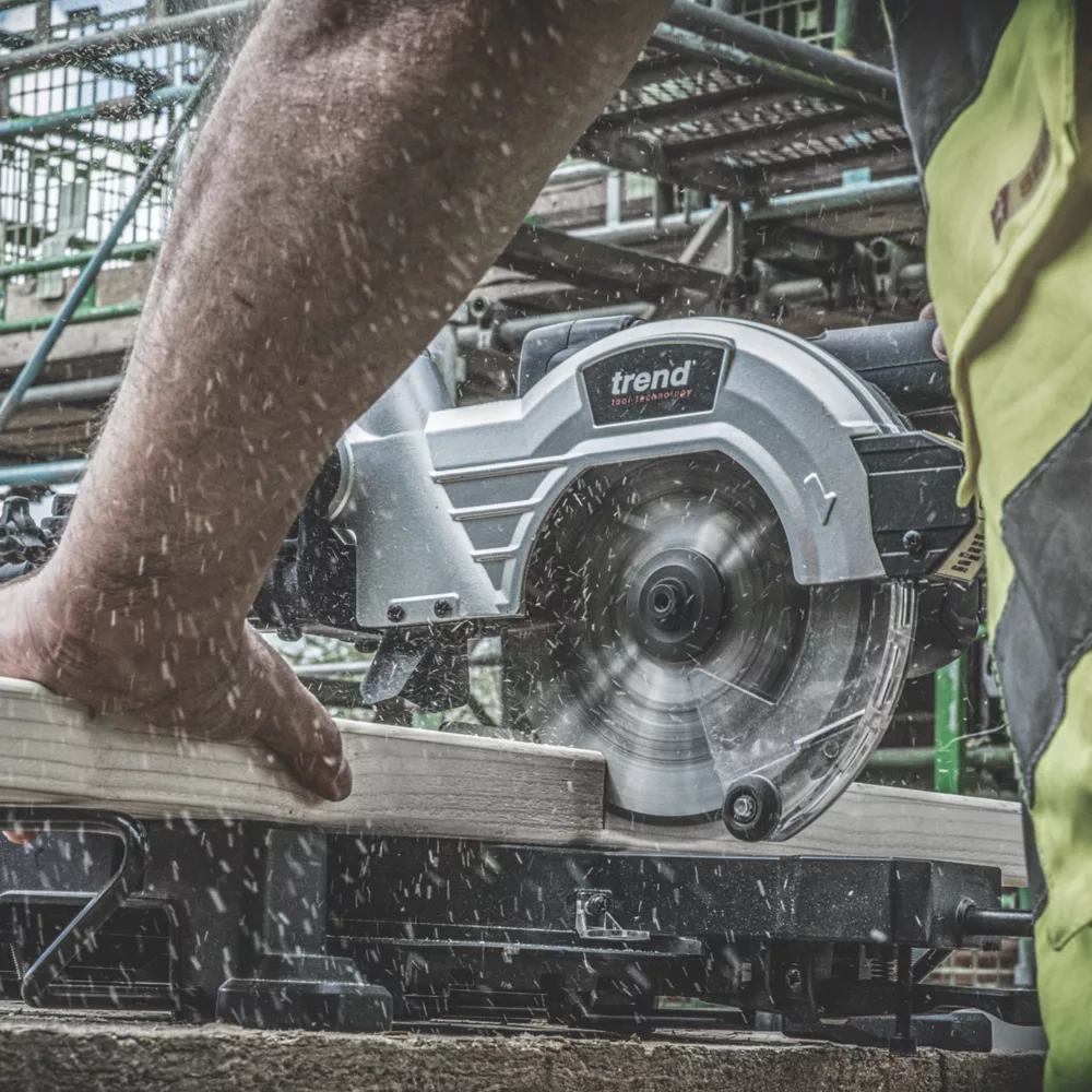 Trend CraftPo CSB/CC25024T Wood Crosscut Circular Saw Blade 250 X 30mm 24T 2 Trend CraftPo CSB/CC25024T Wood Crosscut Circular Saw Blade 250 X 30mm 24T - Image 2