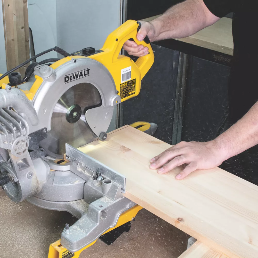 Trend CraftPo CSB/CC25024T Wood Crosscut Circular Saw Blade 250 X 30mm 24T 5 Trend CraftPo CSB/CC25024T Wood Crosscut Circular Saw Blade 250 X 30mm 24T - Image 5